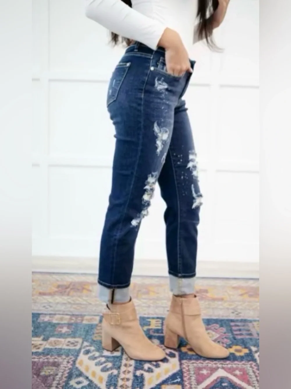Judy Blue boyfriend fit distressed jeans size 13/31
